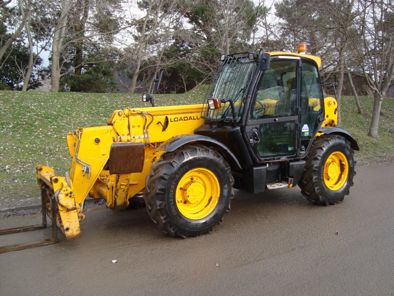 2004 JCB 533-105 - Image 3