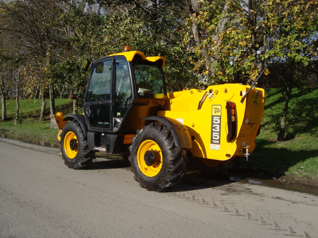 JCB 535-125 With Air Con - Image 3