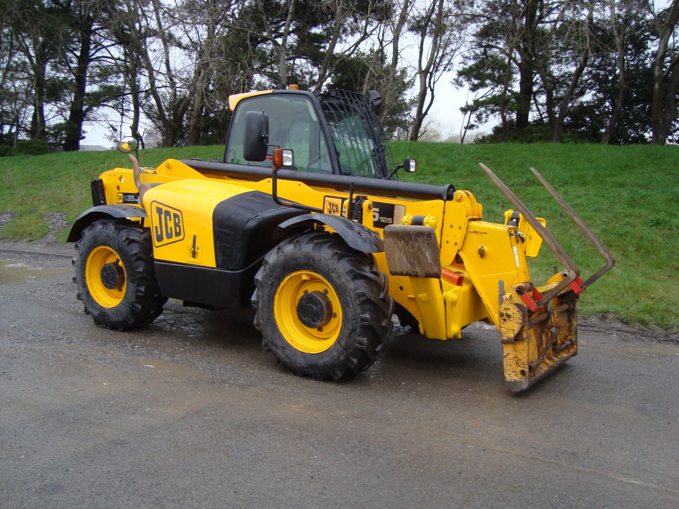 2008 JCB 535-125 Hi Viz 100 HP Turbo Sway - Image 2