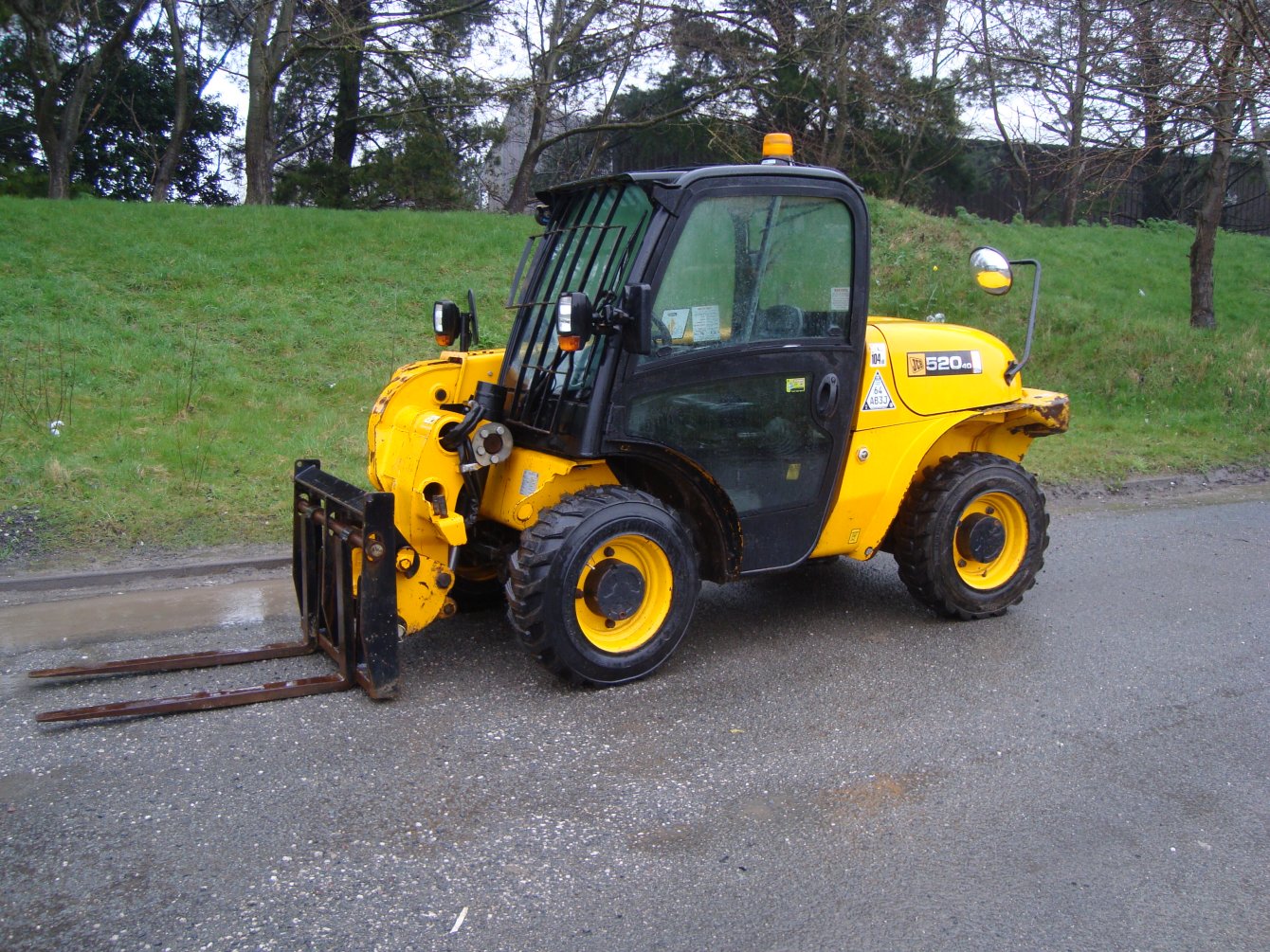 2008 JCB 520-40 Compact Telescopic Handler - Image 4