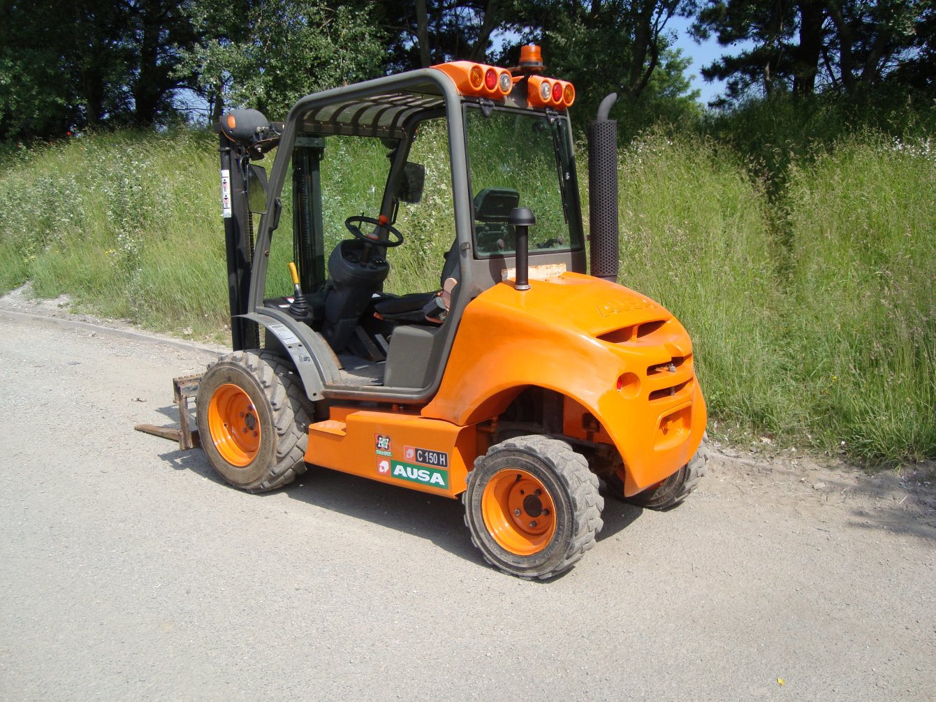 2008 Ausa C150H 4x4 - Image 3