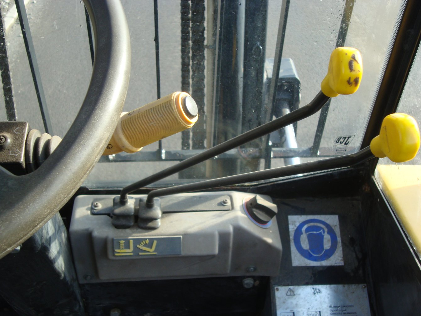 2008 JCB 926-4 Rough Terrain 4 WD Fork Lift Truck - Image 6