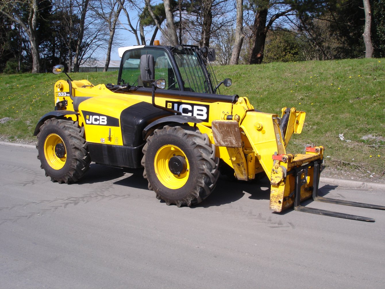 2012 JCB 533-105 Telescopic Handler - Image 3