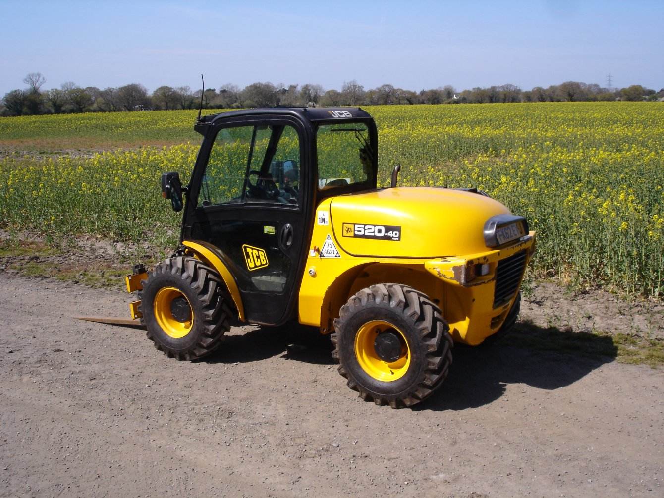 2012 JCB 520-40 Agri - Image 3