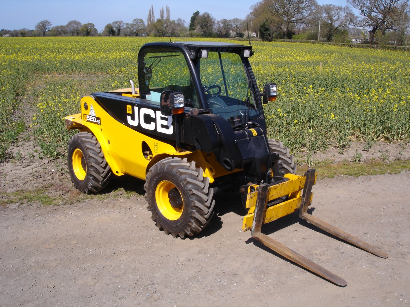 2012 JCB 520-40 Agri - Image 2