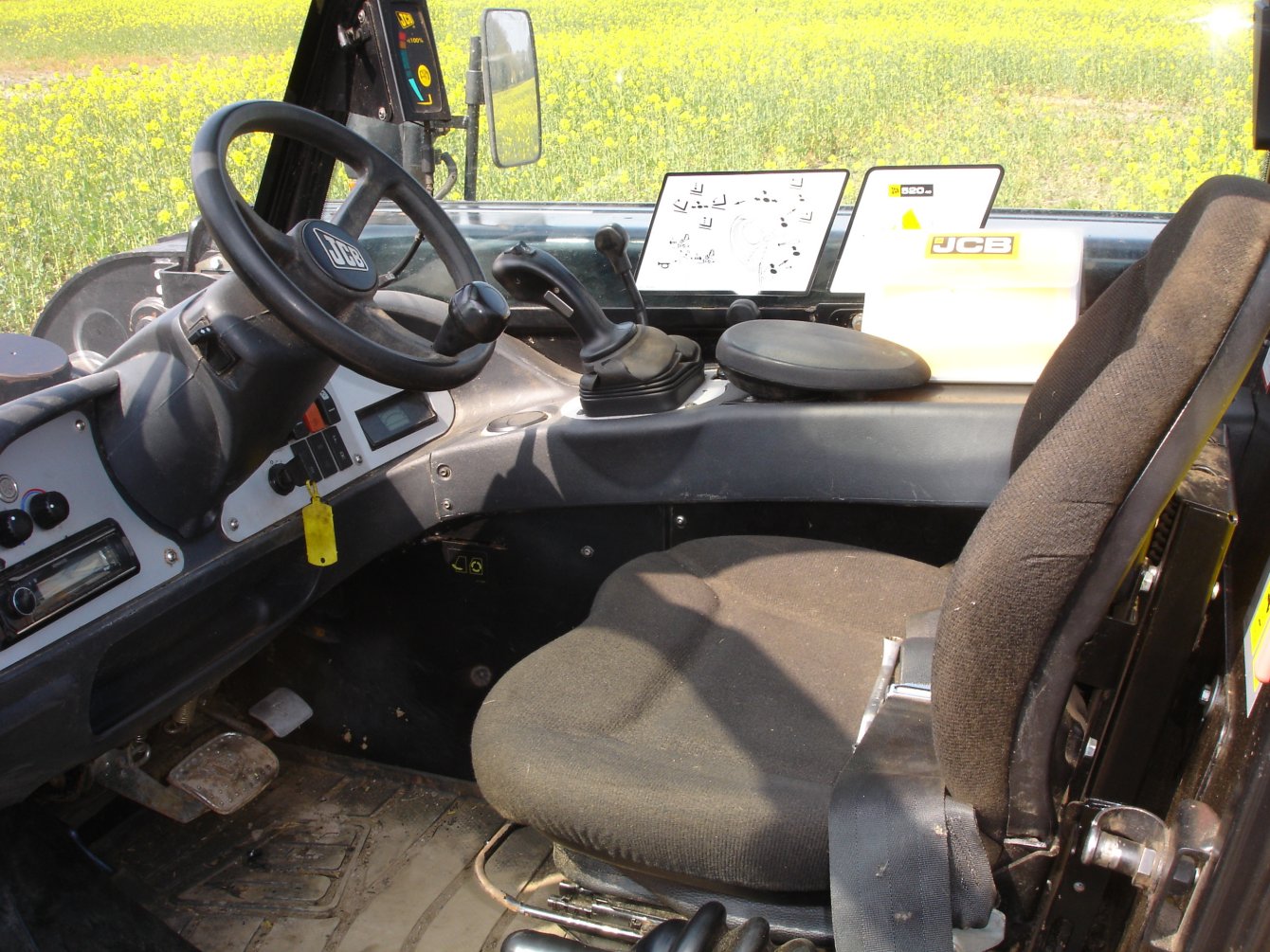 2019 JCB 520-40 Agri - Image 6