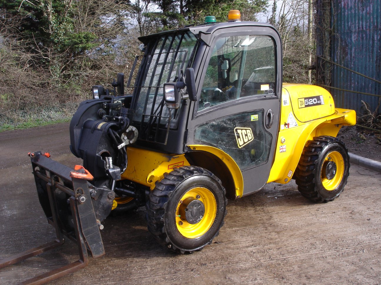 2014 JCB 520-40 Compact Telescopic Handler - Image 4