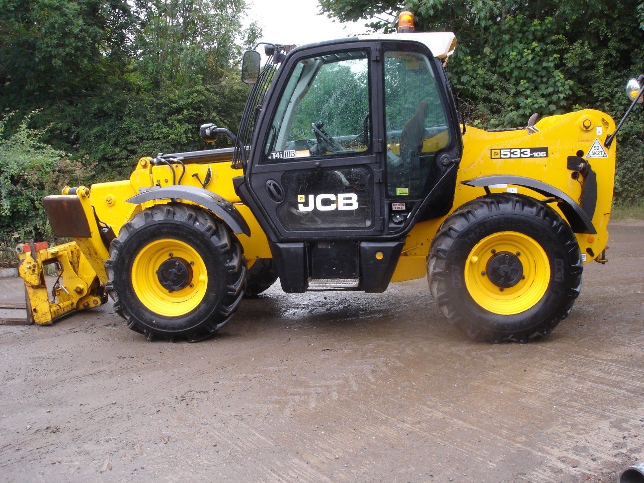 JCB 533-105 Telescopic Handler With Air-Conditioning - Image 2